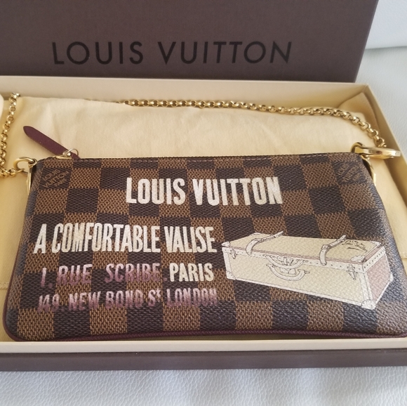 Louis Vuitton LIMITED EDITION  πβ΄πβββ - Picture 2 of 16